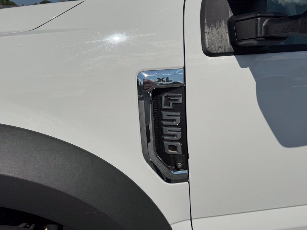 Used 2019 Ford F550 4x4 Regular Cab Super Duty image 16