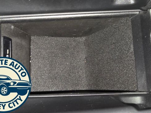 Used 2022 Mercedes-Benz GLC 300 4MATIC image 18