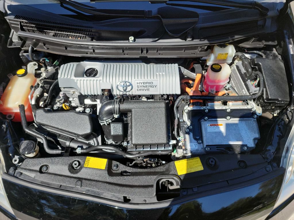 Used 2012 Toyota Prius Three FWD image 33