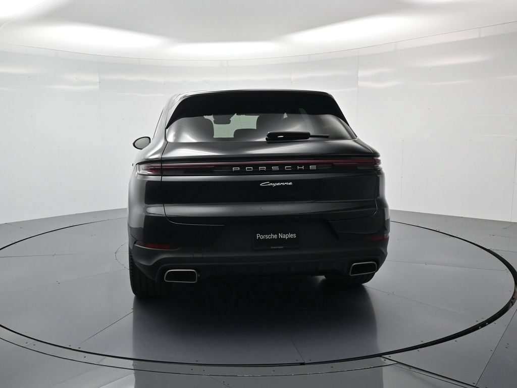 Certified 2026 Porsche Cayenne AWD/4WD image 29