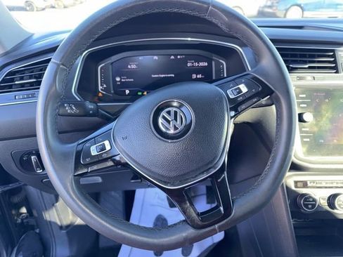 Used 2020 Volkswagen Tiguan SEL image 15