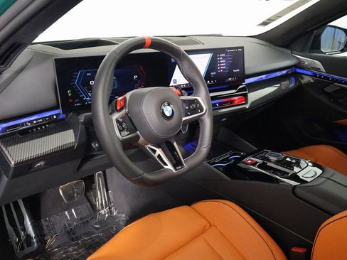 Certified 2025 BMW M5 Touring w/ M Driver's Package AWD/4WD image 7