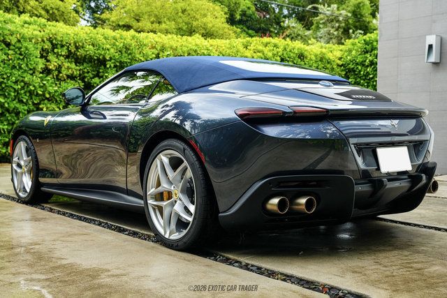 Used 2026 Ferrari Roma Spider RWD image 17