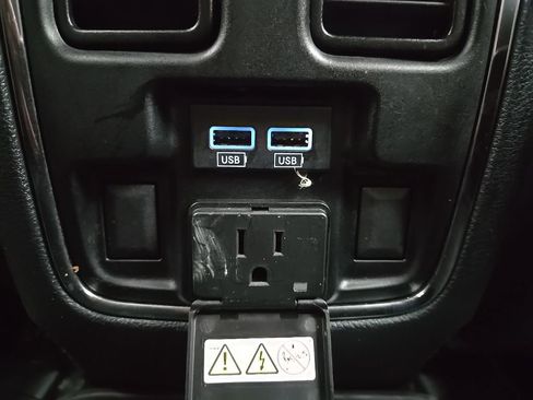 Used 2020 Jeep Grand Cherokee Limited image 49