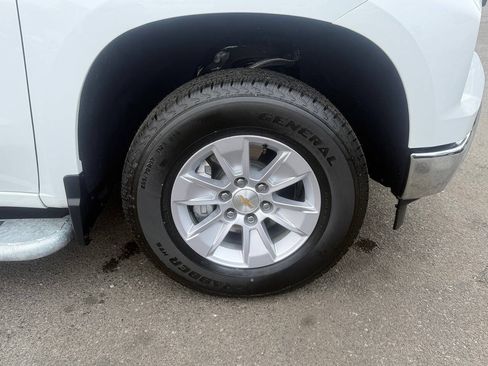 Used 2025 Chevrolet Silverado 1500 W/T RWD image 37