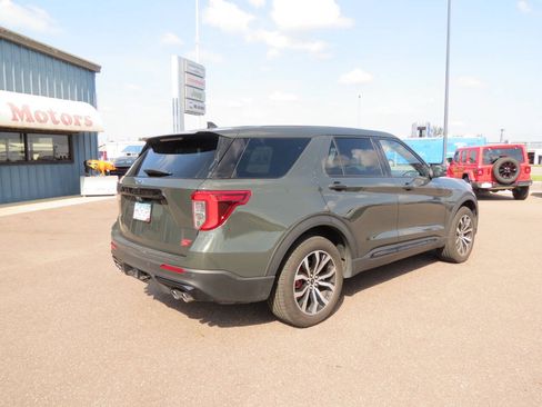 Used 2021 Ford Explorer ST AWD/4WD image 4
