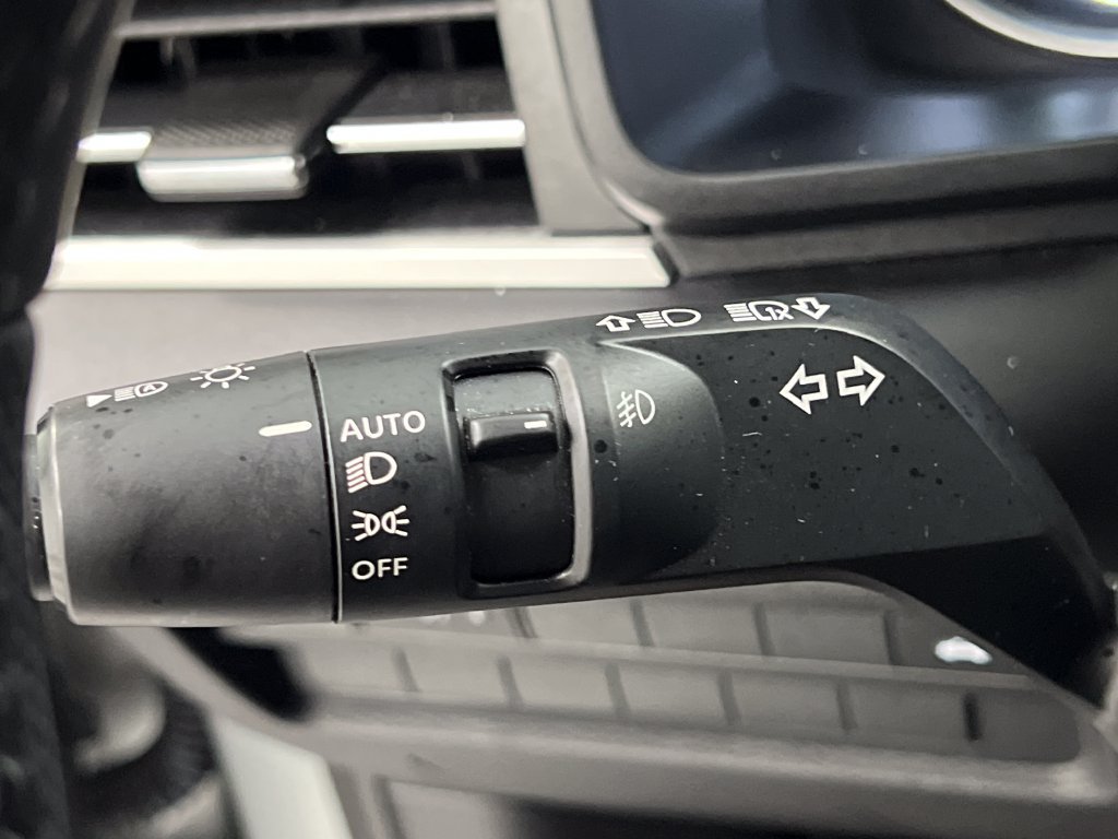Used 2025 Mitsubishi Outlander SE FWD image 55