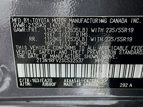 Certified 2025 Toyota RAV4 Limited w/ Advanced Technology Package AWD/4WD image 28