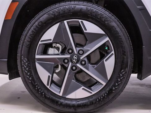 Used 2025 Hyundai Tucson SEL image 30