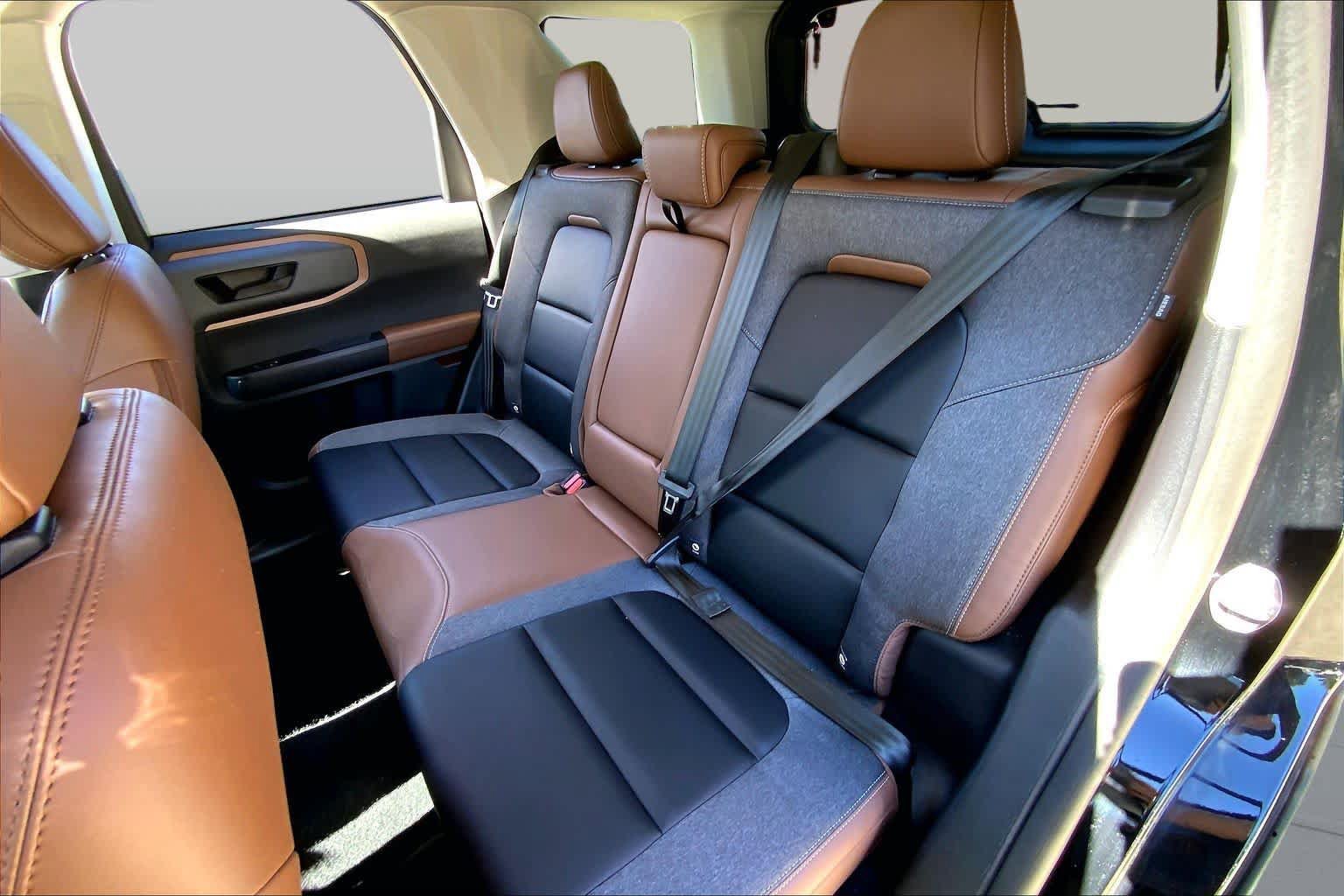 Used 2024 Ford Bronco Sport Outer Banks AWD/4WD image 19
