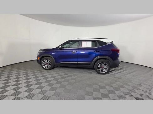 Used 2021 Kia Seltos S AWD/4WD image 46