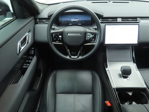 Used 2025 Land Rover Range Rover Velar Dynamic SE image 10