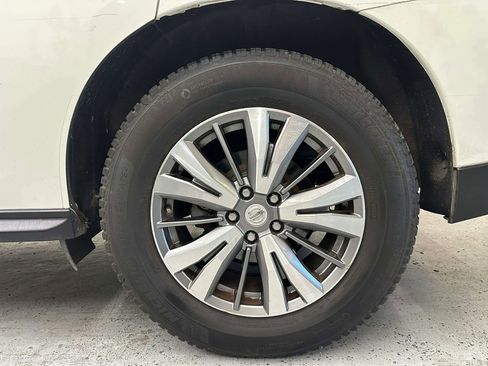 Used 2020 Nissan Pathfinder SV image 60