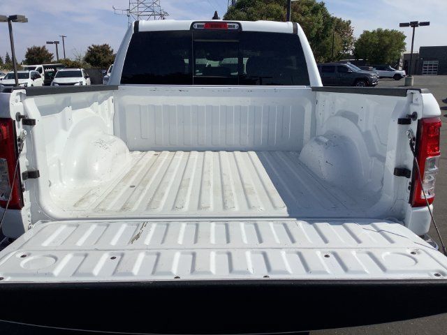 Used 2023 RAM 1500 Big Horn AWD/4WD image 32
