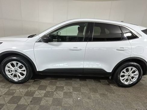 Used 2024 Ford Escape Active AWD/4WD image 5