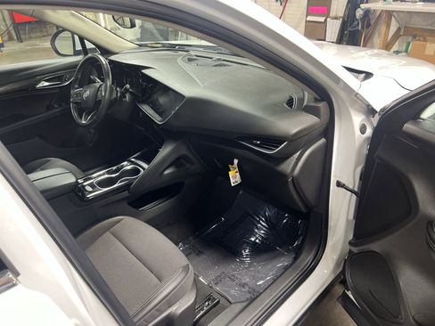 Certified 2023 Buick Envision Preferred image 28