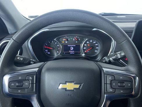 Certified 2023 Chevrolet Blazer LT w/ Convenience Package image 3