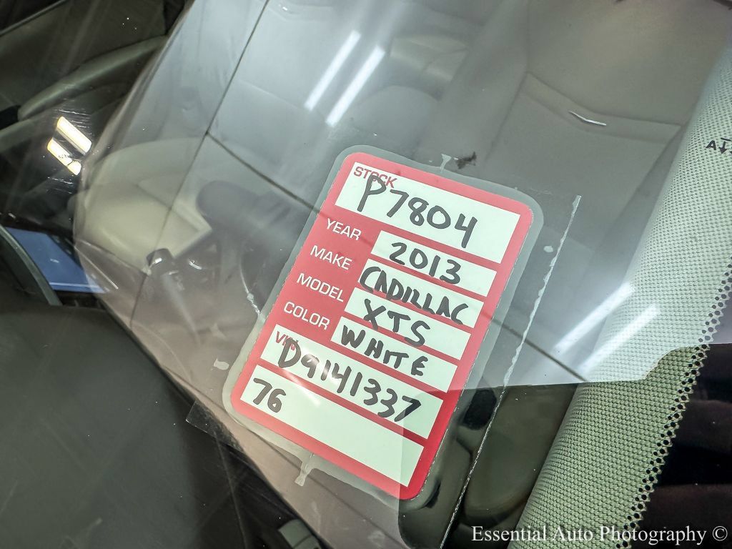 Used 2013 Cadillac XTS Premium AWD/4WD image 29