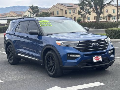 Used 2020 Ford Explorer XLT w/ Equipment Group 202A RWD image 1