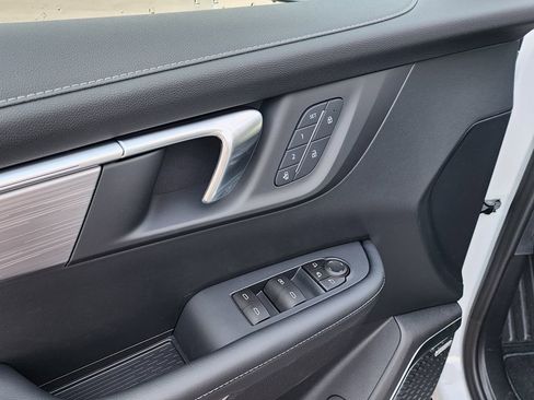 New 2026 Buick Enclave Preferred w/ Power Package FWD image 14