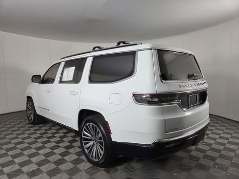 Used 2023 Jeep Grand Wagoneer Series III w/ Rear Seat Video Group 1 AWD/4WD image 7