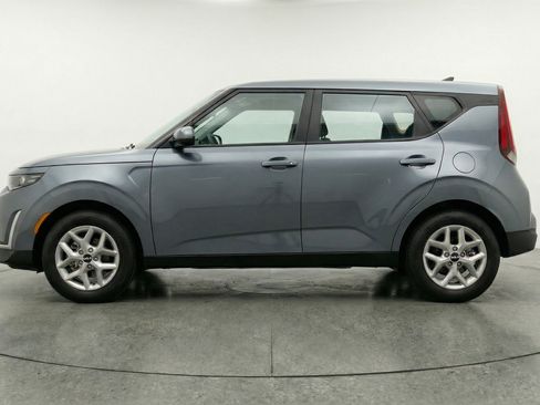 Used 2025 Kia Soul LX w/ LX Technology Package image 5