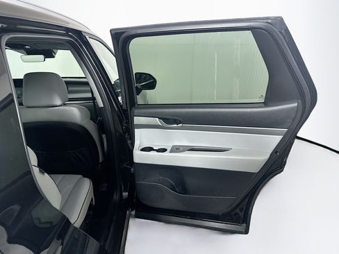 Used 2025 Hyundai Palisade SEL FWD image 33
