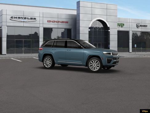 New 2026 Jeep Grand Cherokee Summit w/ Adv Protech Group IV AWD/4WD image 10