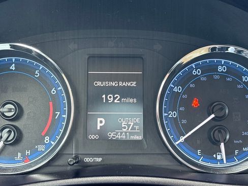 Used 2017 Toyota Corolla LE image 16