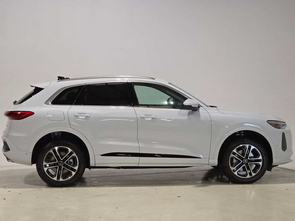 New 2026 Audi Q5 Premium Plus AWD/4WD image 4