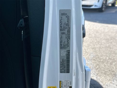 Used 2021 Jeep Gladiator Willys image 29