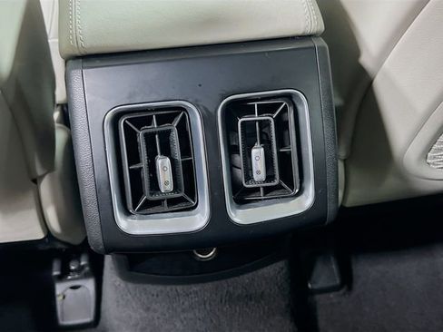 Certified 2025 Kia Sorento EX image 26