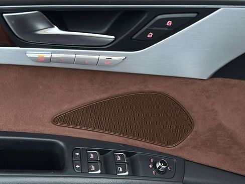 Used 2011 Audi A8 4.2 image 43