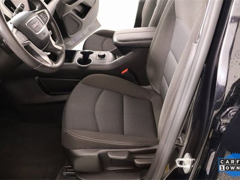 Used 2023 GMC Terrain SLE w/ Elevation Edition image 10