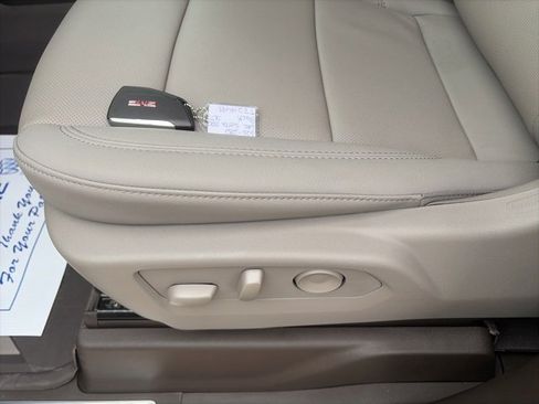 New 2026 GMC Sierra 1500 SLT w/ SLT Premium Plus Package image 18