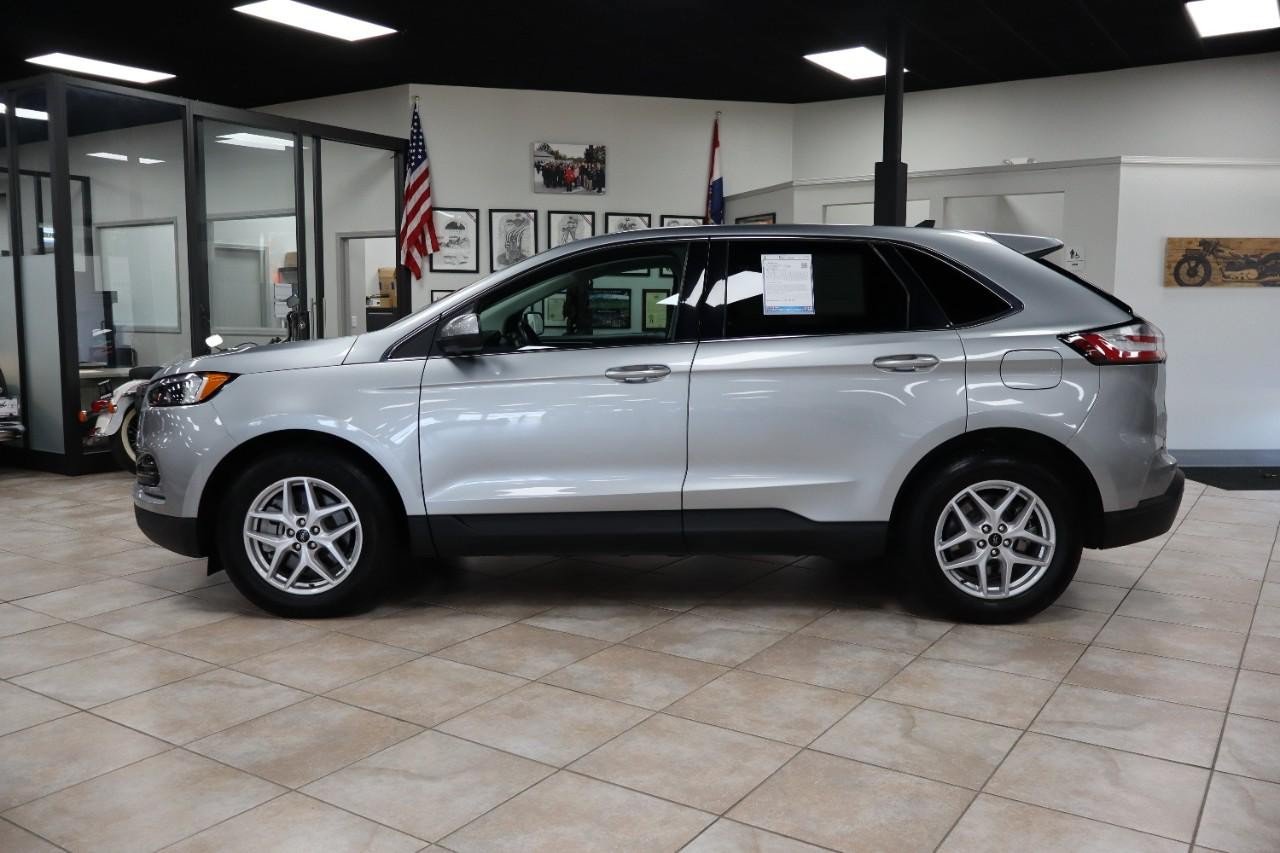 Used 2024 Ford Edge SEL AWD/4WD image 2