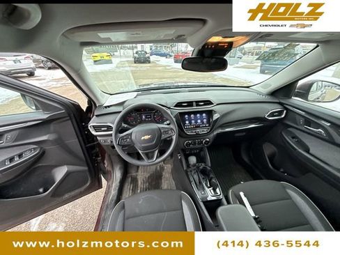 Certified 2023 Chevrolet TrailBlazer LT w/ Convenience Package image 22