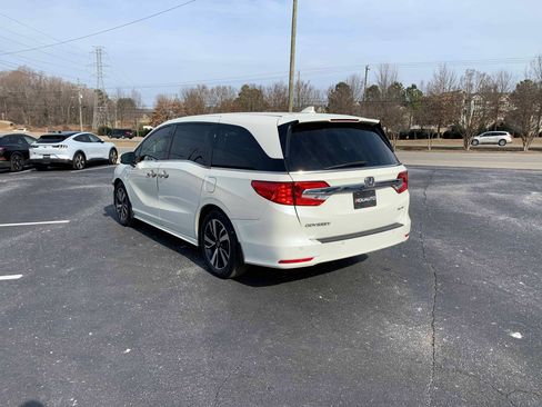 Used 2018 Honda Odyssey Elite image 12