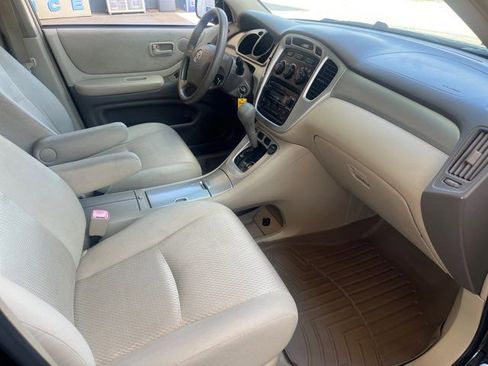 Used 2006 Toyota Highlander 2WD image 6