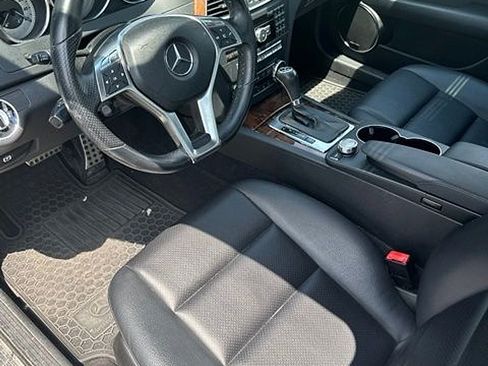 Used 2012 Mercedes-Benz C 300 4MATIC Sedan image 4