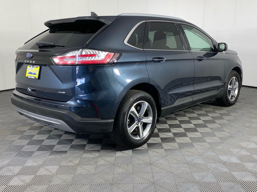 Used 2022 Ford Edge SEL w/ Convenience Package AWD/4WD image 9