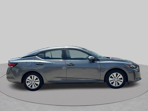 Used 2025 Nissan Sentra S FWD image 6