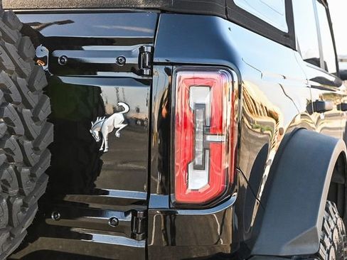 Certified 2022 Ford Bronco Badlands AWD/4WD image 10