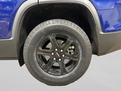 Used 2023 GMC Acadia AT4 w/ Technology Package image 55