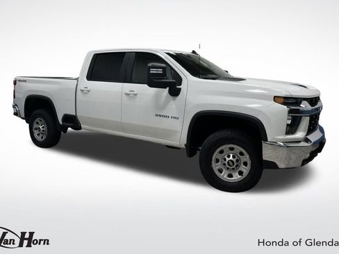 Used 2022 Chevrolet Silverado 3500 LT image 1