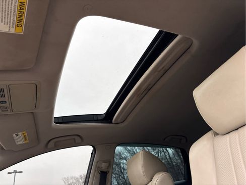 Used 2018 Honda Accord Touring image 13