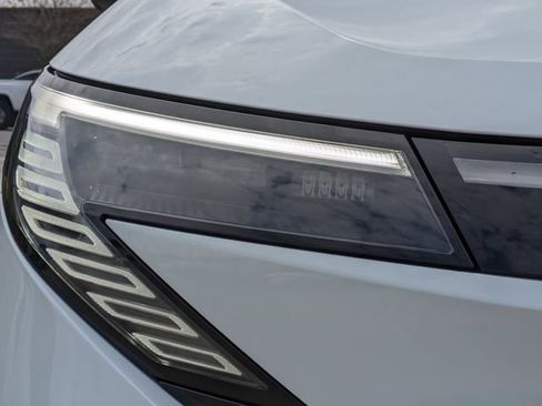 New 2026 Nissan Leaf Platinum+ w/ Cargo Package (Platinum+) FWD image 11