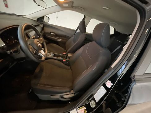 Used 2024 Nissan Kicks SV image 11