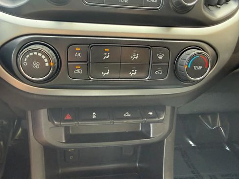 Used 2017 Chevrolet Colorado LT RWD image 19