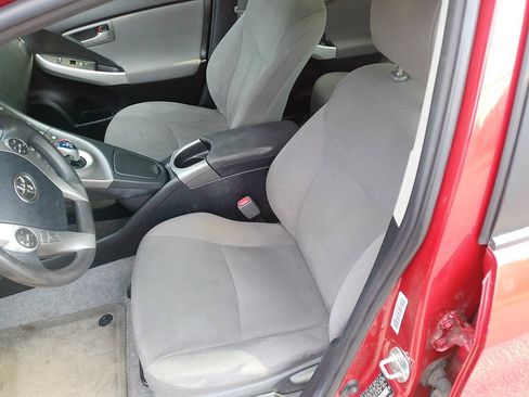Used 2015 Toyota Prius Two FWD image 23